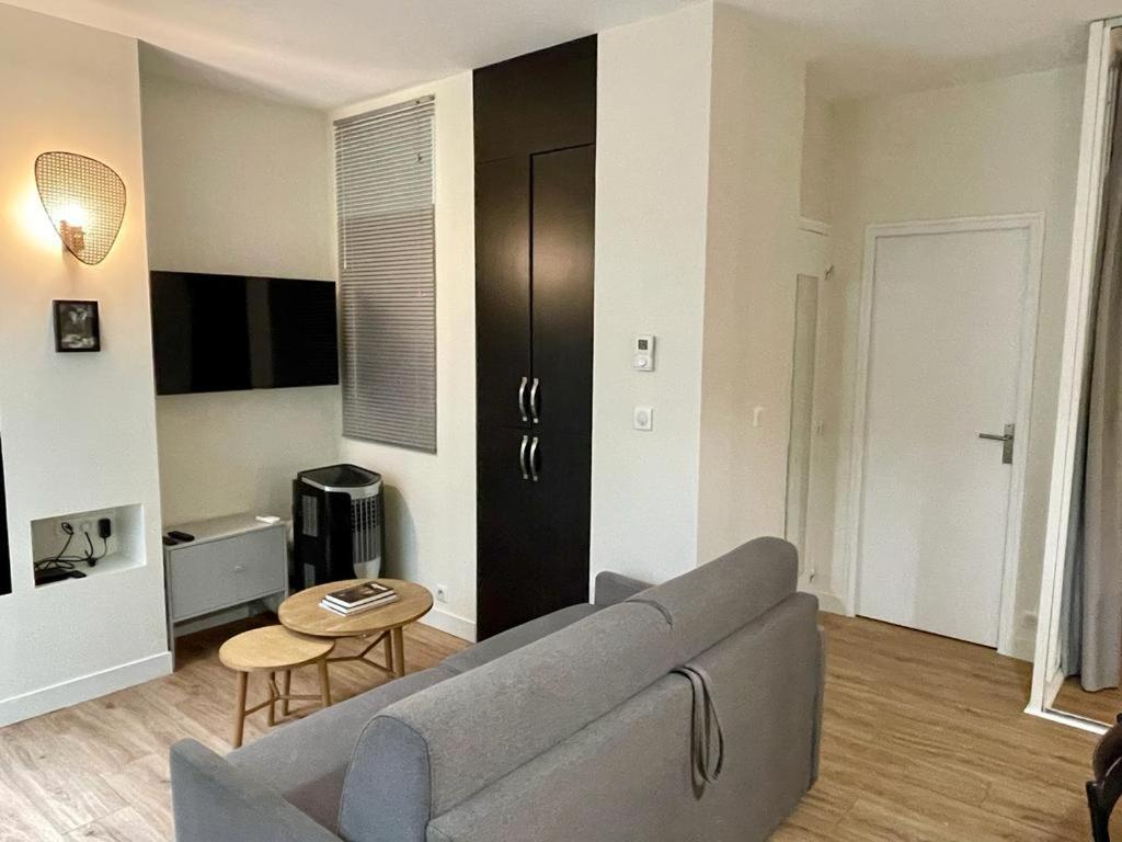 St Germain Beauvoir Chicsuites Париж Екстериор снимка